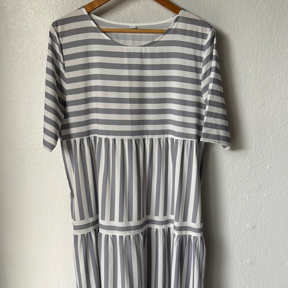 Dresses & Skirts - Striped‎ Tiered Dress